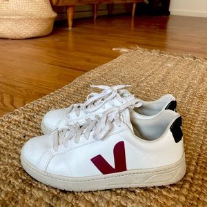 Veja Leather Camp Sneaker